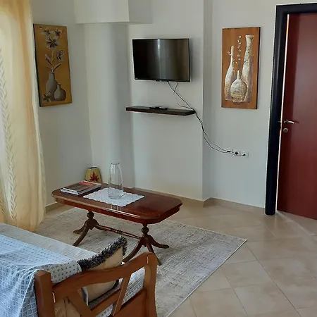 House Near The With Free Parking, Sea View *